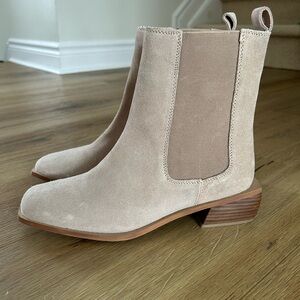 Effie Beige Suede Chelsea Boot